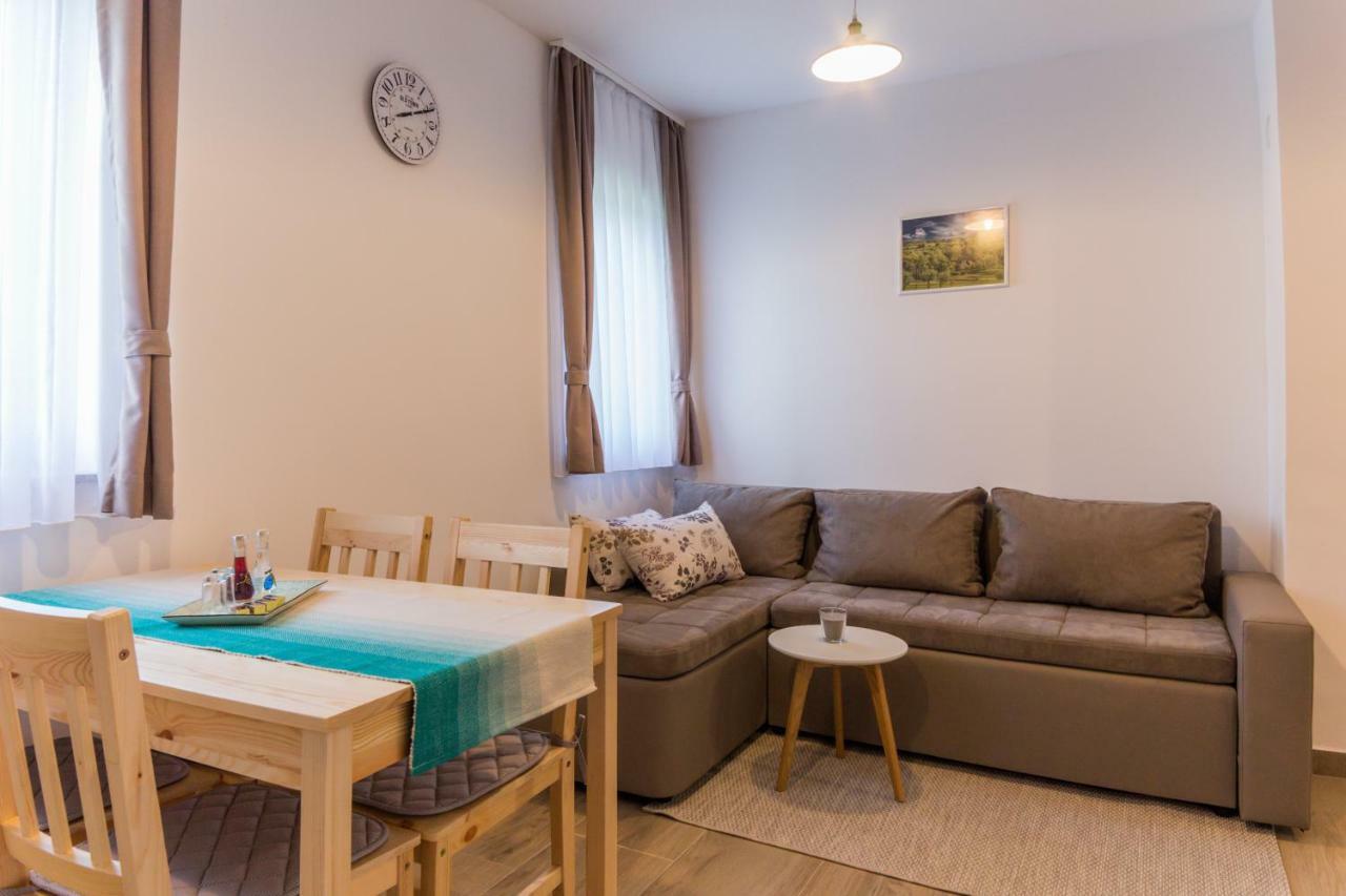 Holiday Home, Apartman Obajdin سلوني المظهر الخارجي الصورة