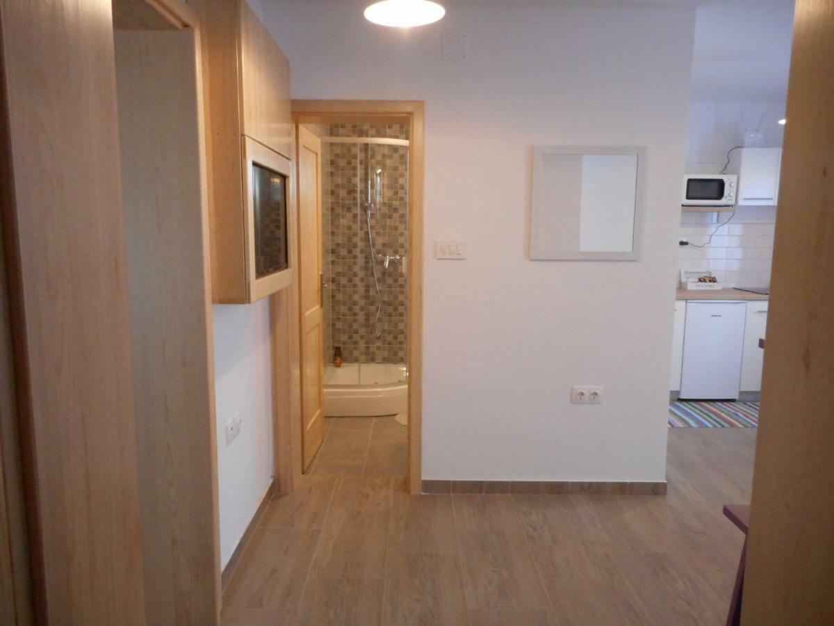 Holiday Home, Apartman Obajdin سلوني المظهر الخارجي الصورة